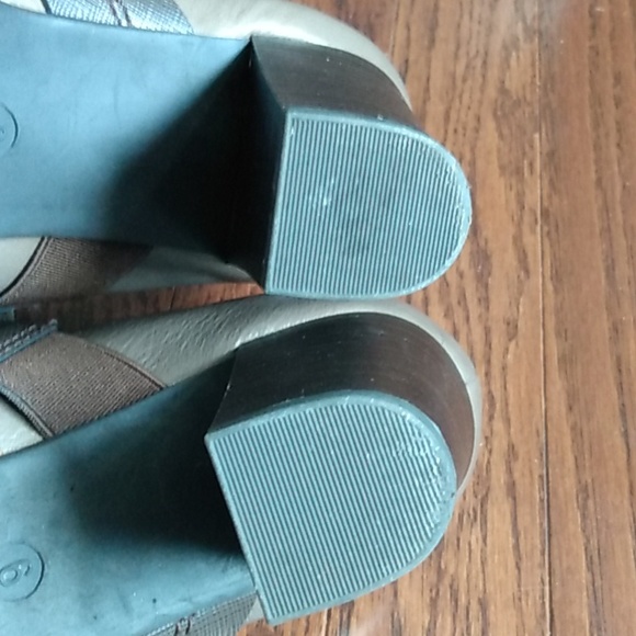 Taupe leather Luca Ferri lug sole shooties Size 9, 3" heel - Picture 2 of 11